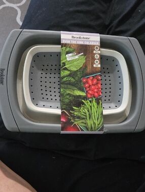 Brookstone Gray and Cream Over-the-Sink Colander